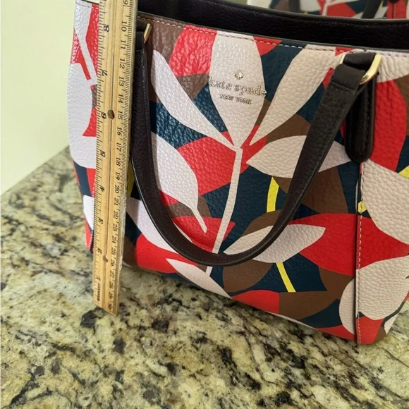 Kate Spade floral pebble leather purse - Picture 8 of 8